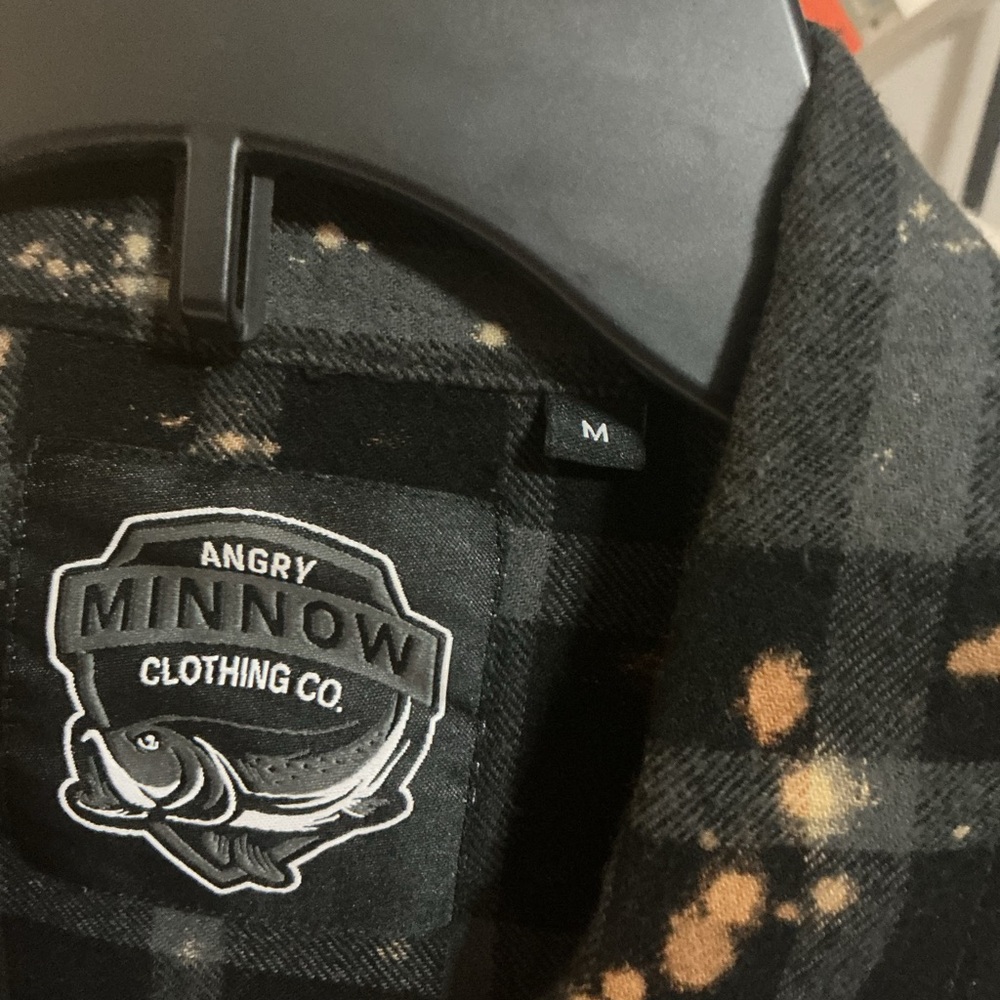 EUC Angry Minnow Flannel Shirt - Size M - Picture 2 of 8